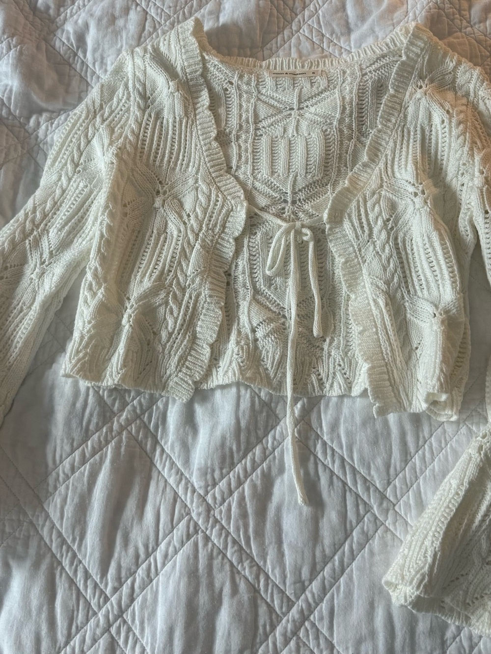 moon & madison Cream Open-Weave Cropped Tie-Front Cardigan
